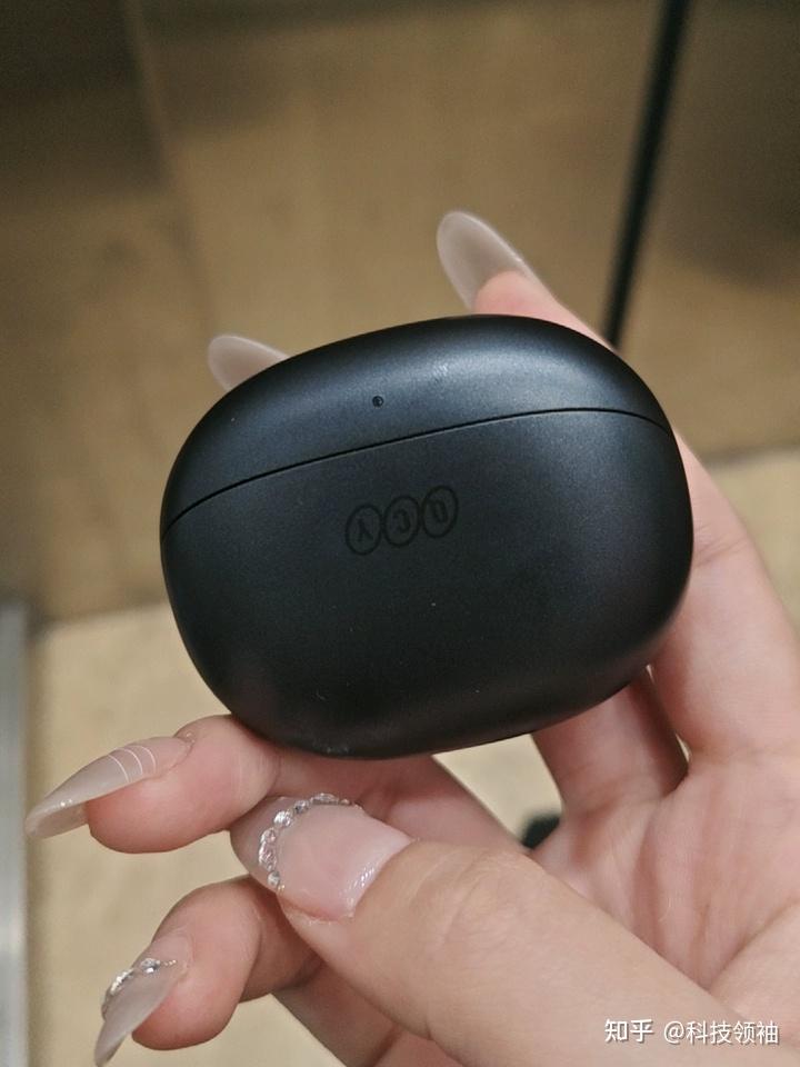 六麦克风通话降噪,续航40小时,QCY N20的音质超悦耳