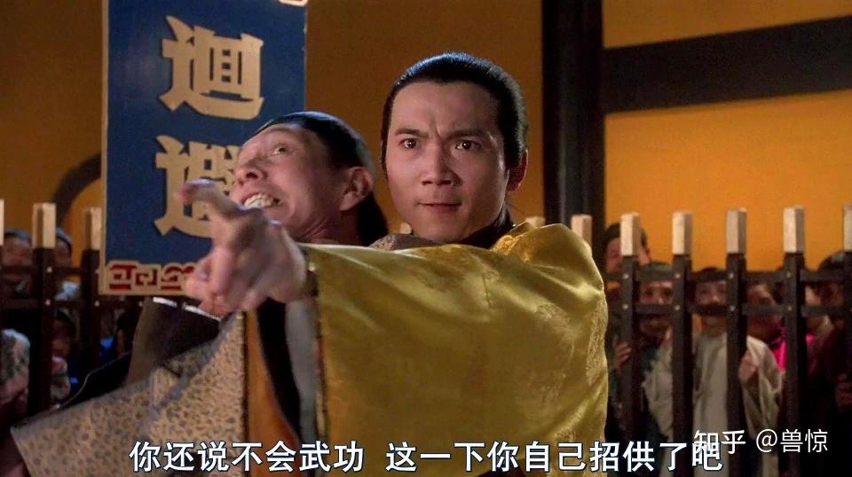 奈何常威还要借助媒体说自己,我是天生神力.