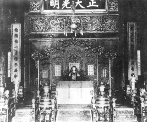 末代皇帝溥仪童年都经历了什么?身体是被胆大的宫女掏空的? - 知乎