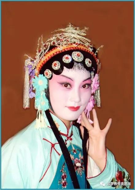 京剧中的“生旦净末丑”各指的是啥？ - 知乎