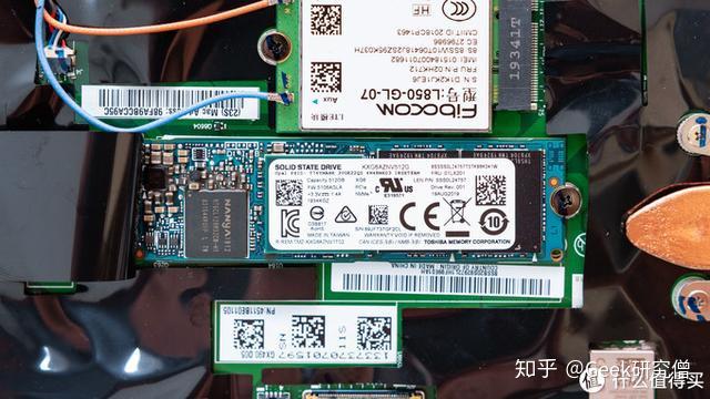 thinkpad x1 carbon 2019的pci-e硬盘为东芝的固态硬盘(m.