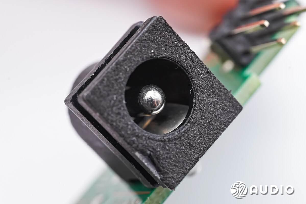 华为soundse智能音箱拆解六单元四喇叭帝瓦雷pushpushsam技术加持