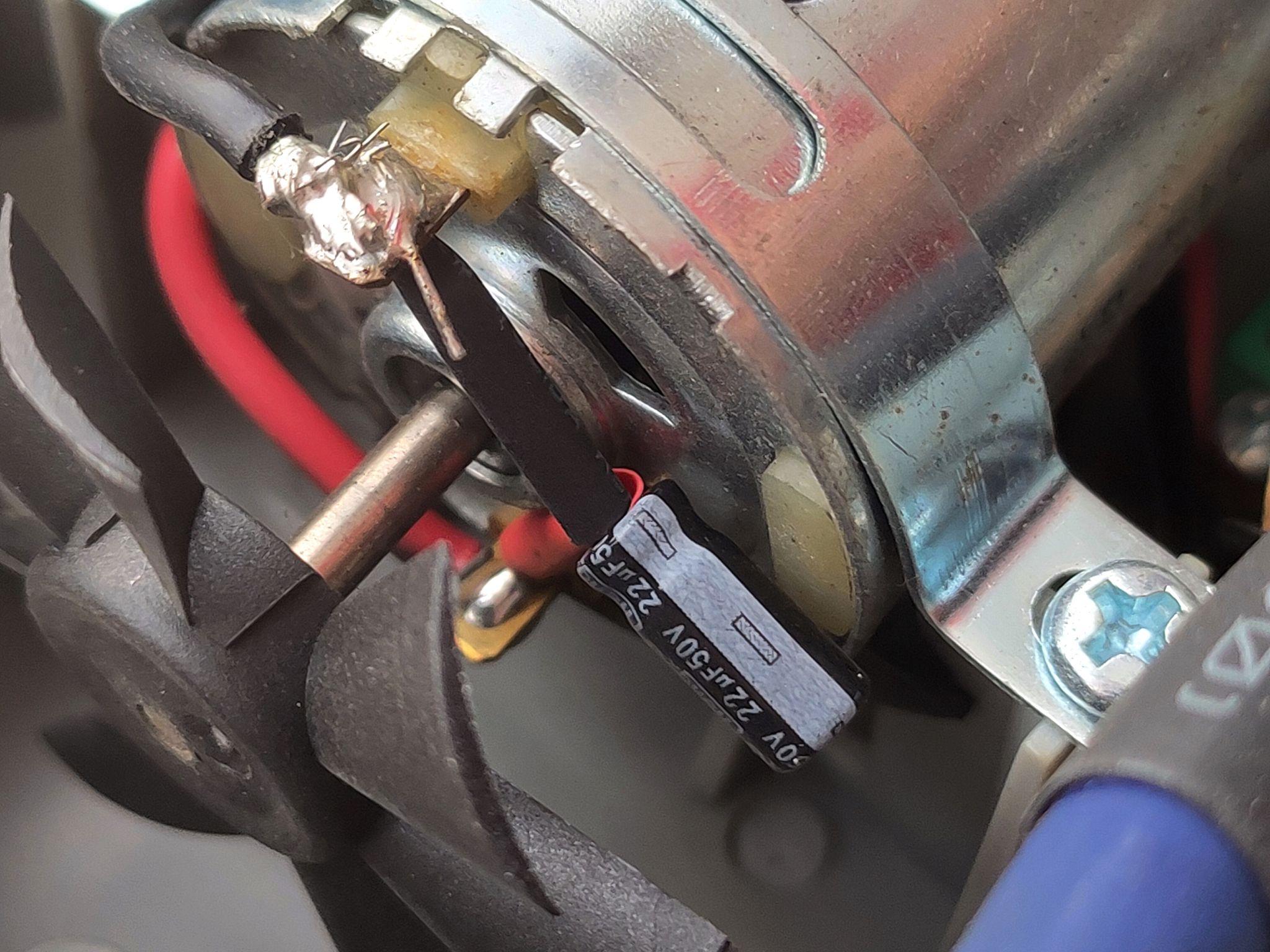 服役8年米其林4389ml打气泵维修 - 知乎