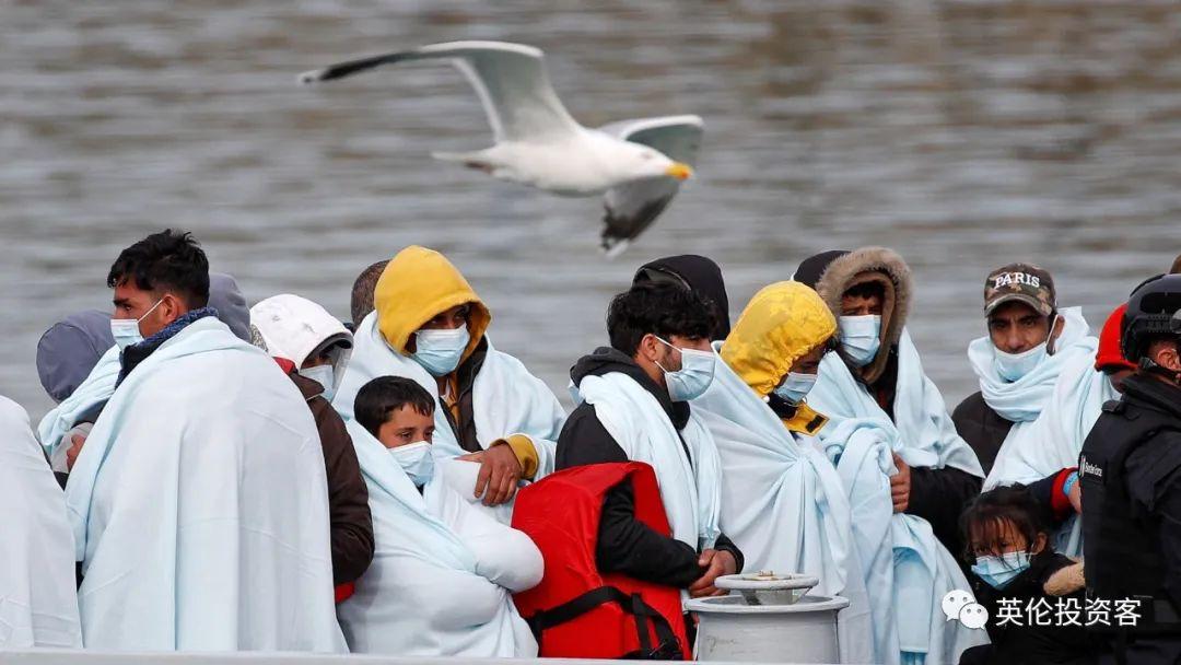 英镑下跌！英国新冠感染两个月来首次上升，猴痘确诊升至366例