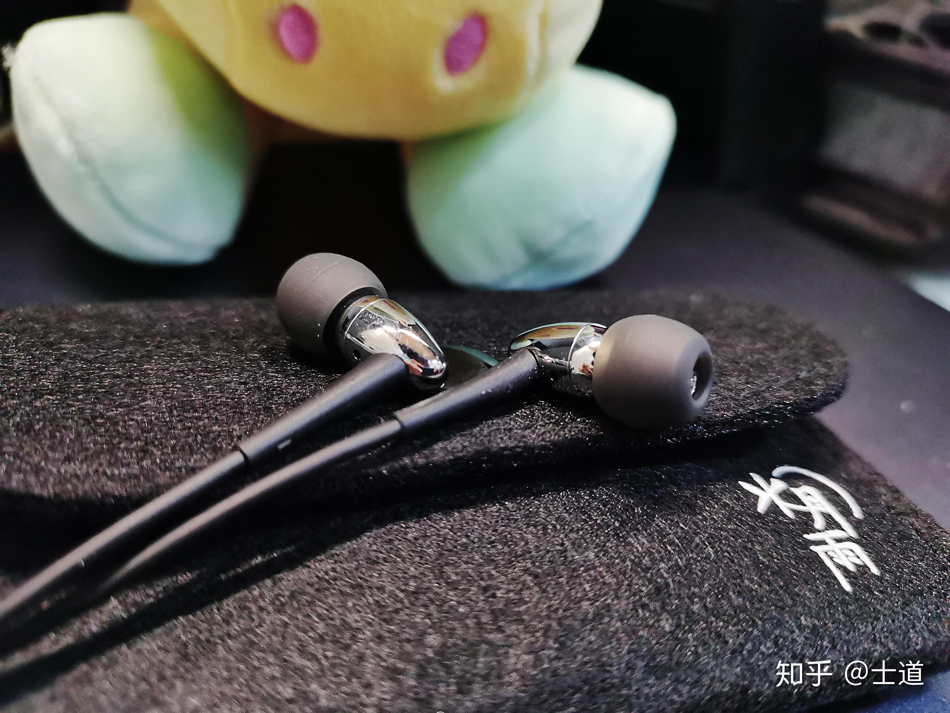 有抽奖哟加冕dqsmaudiohermit隐士水月雨银色飞船sennheisercx80s横评