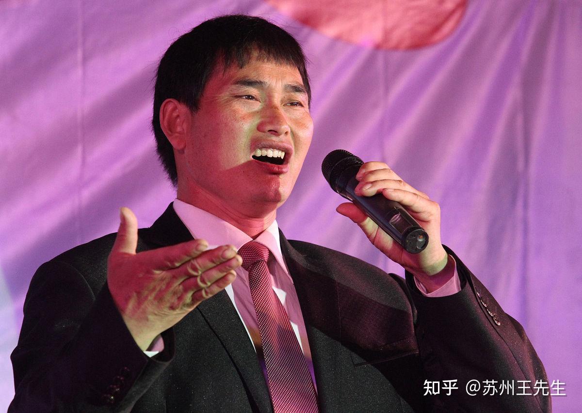 草根明星的清醒坚守:大衣哥朱之文的初心与生存 - 知乎