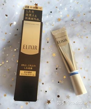 用眼霜时,如何避免出现脂肪粒又能消除眼下干