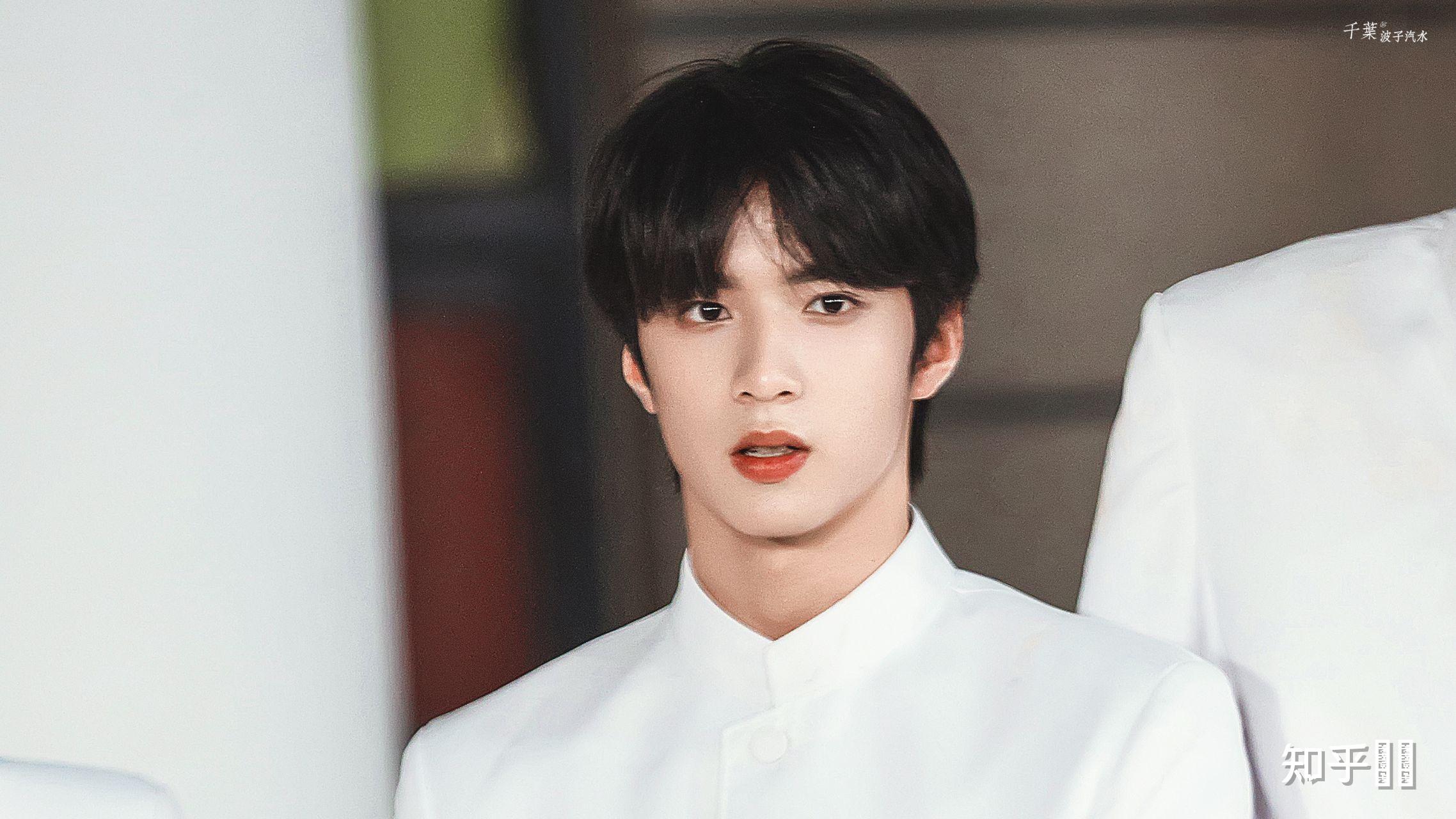 当我突然get到tnt里刘耀文的颜值谁来帮我科普下这个团好的坏的都可以