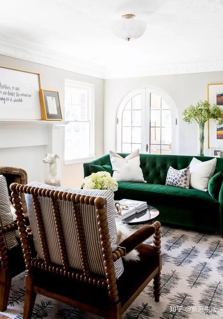 绿色有这么多什么颜色搭配才能呈现出最好的复古风呢?