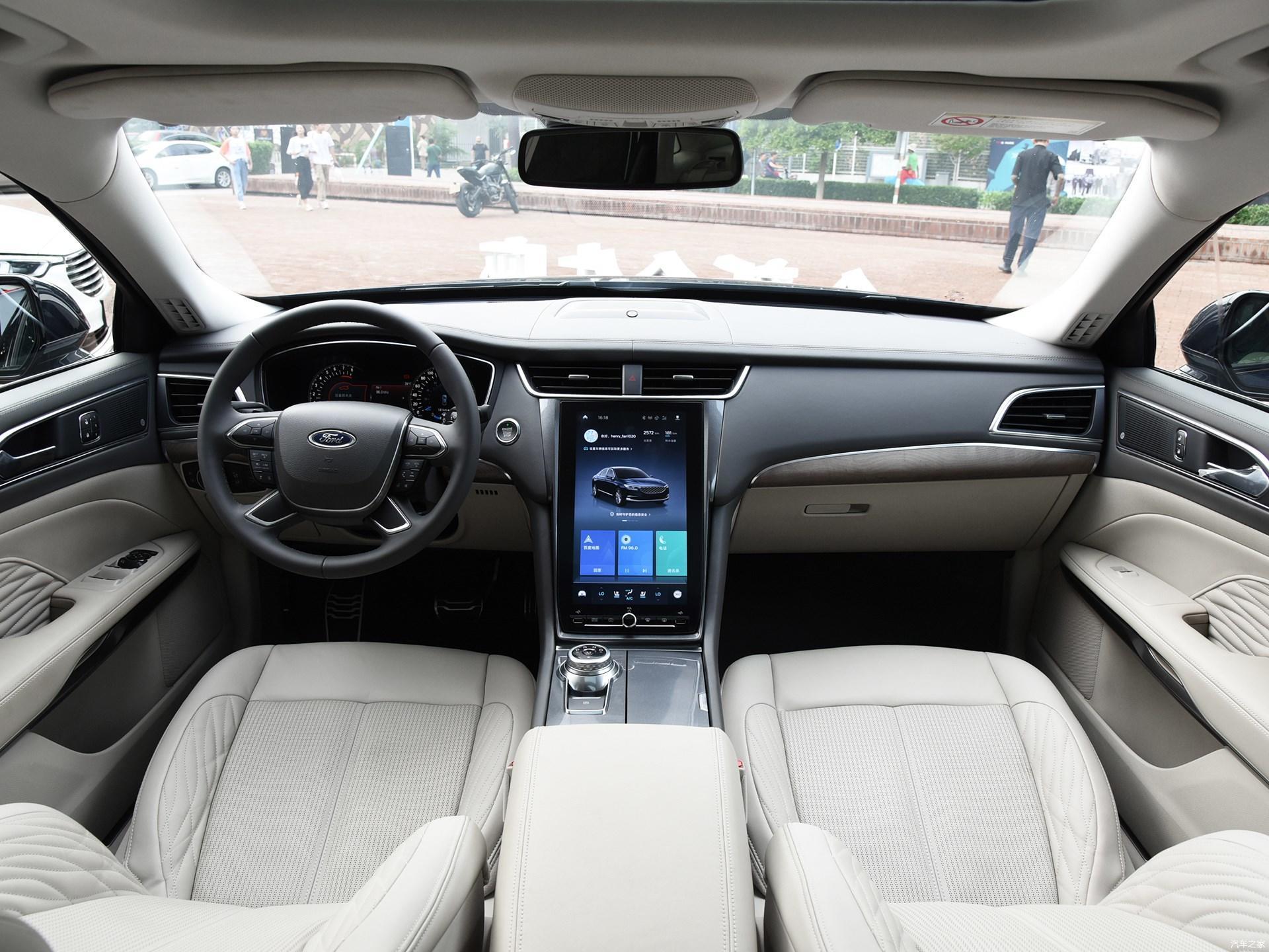 福特金牛座,内饰极具科幻感,你会喜欢吗