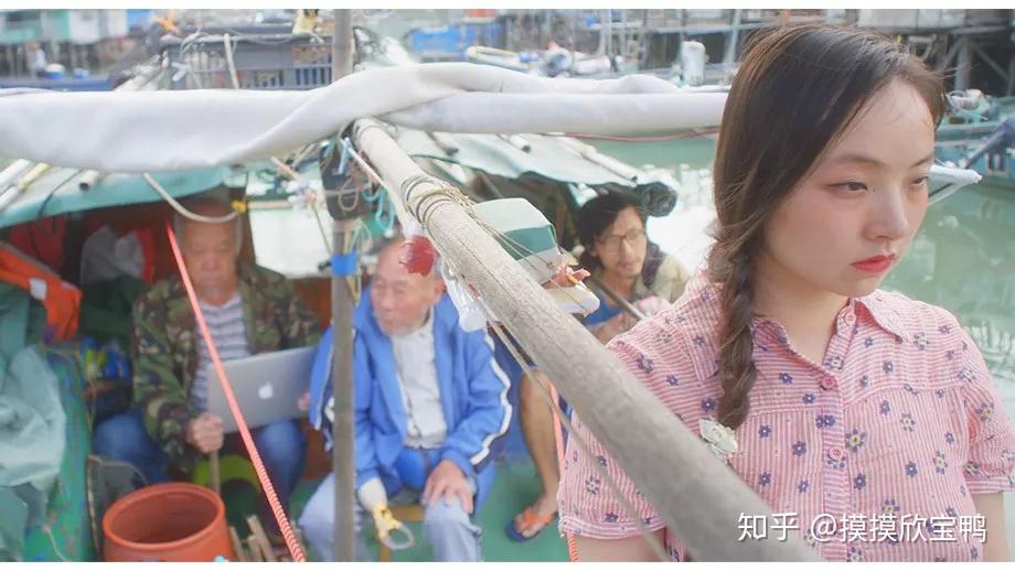 从下岗到下海90年代巴黎站街的女人用身体养家