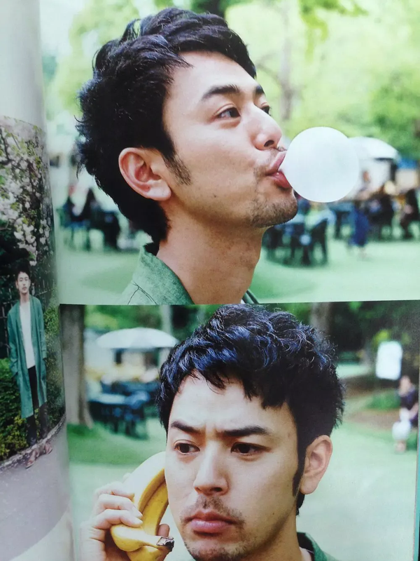 野田昊为什么总穿带花的衣服?