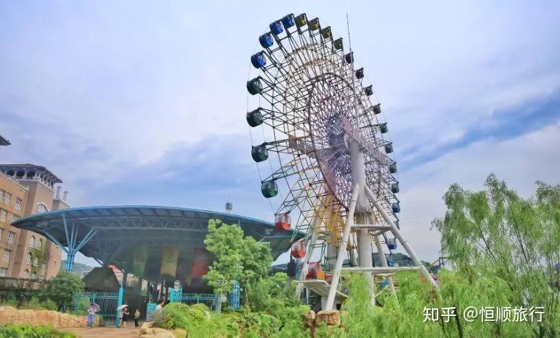 杭州樂園杭州樂園是長三角地區著名的綜合性主題公園,地處湘湖中心