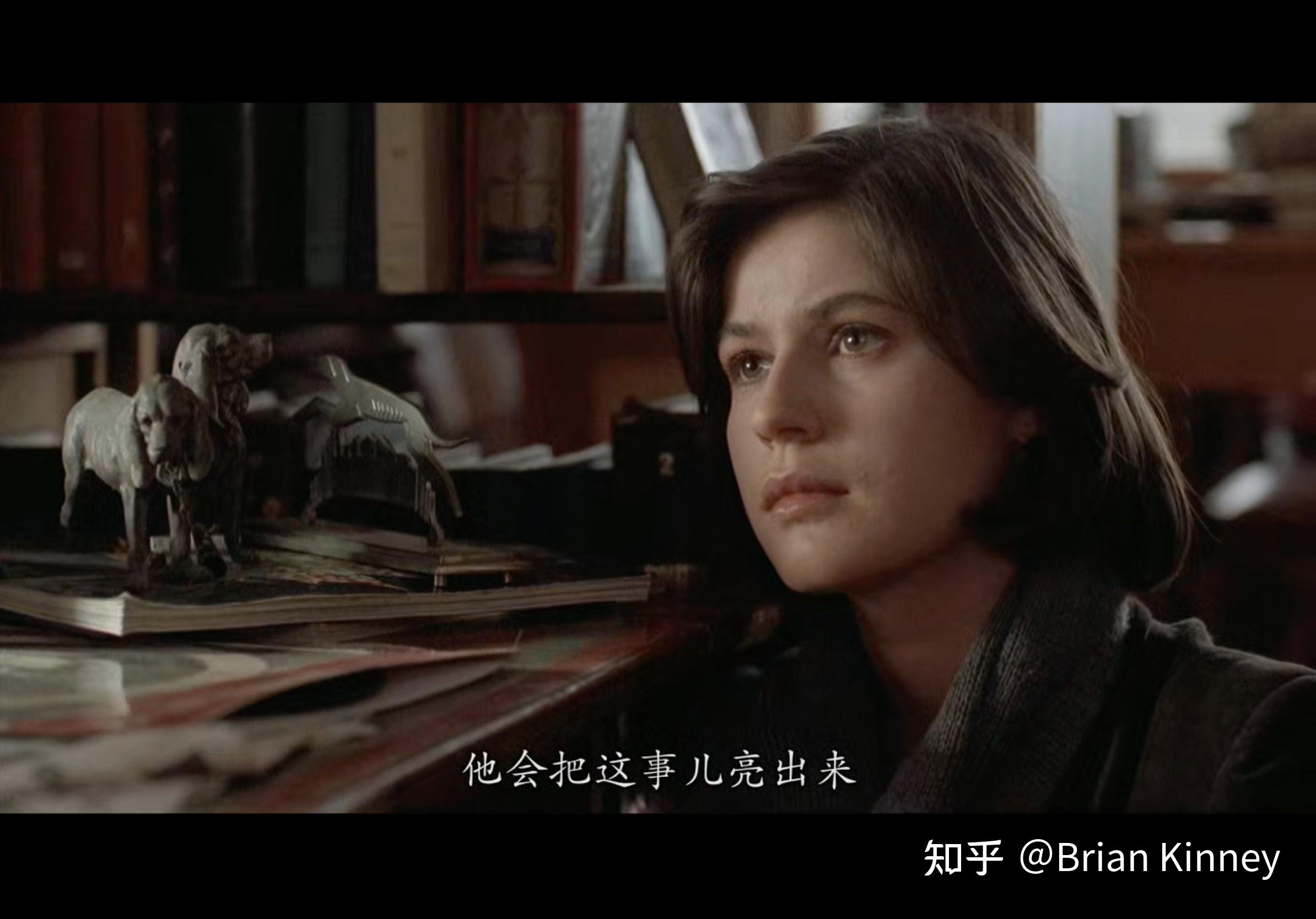 蓝白红三部曲之红 伊莲娜雅各布也太太太美了 我一直盯着她的脸 年轻