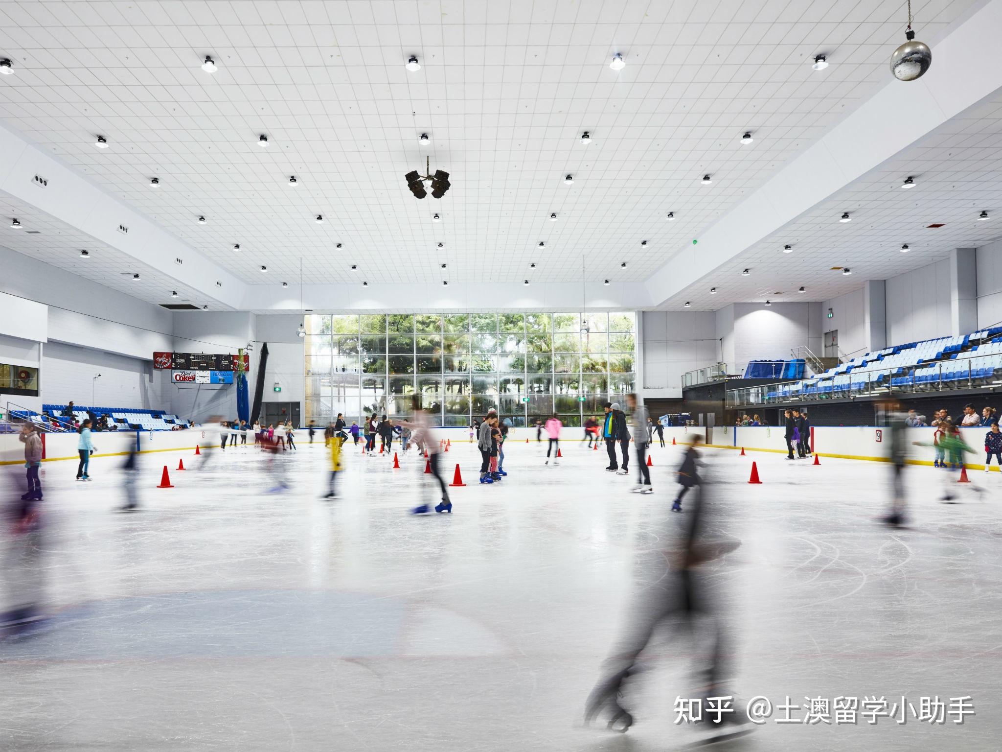 宁波室内滑冰场图片