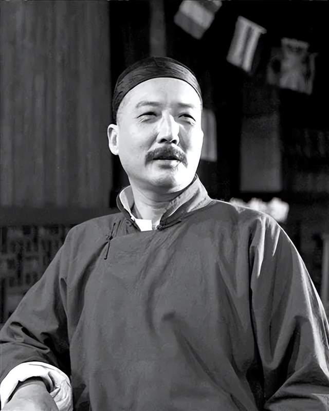 于是之的艺术人生与舞台世界——评《于是之全集》 - 知乎