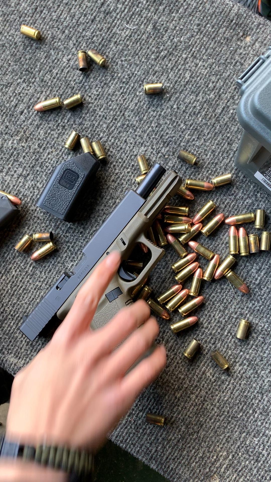 怎样判断自动步枪有没有上膛?