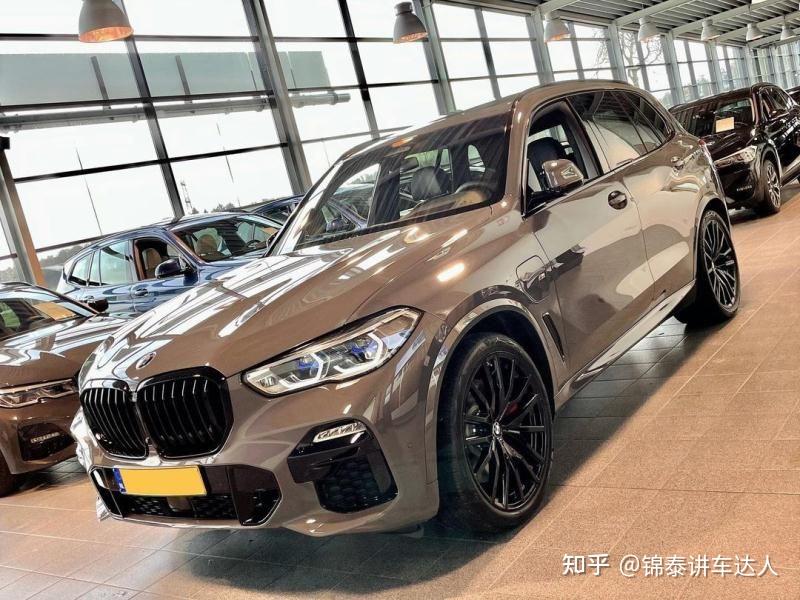 新bmwx5插电式混动军舰灰