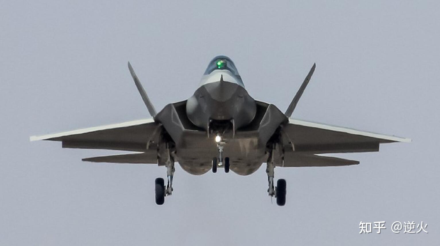 太尴尬患有肛肠疾病的帅气攻击机专门扔核弹的美国a5攻击机