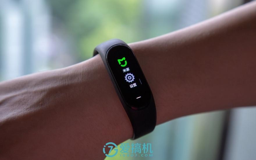 功能齐全黑加手环体验