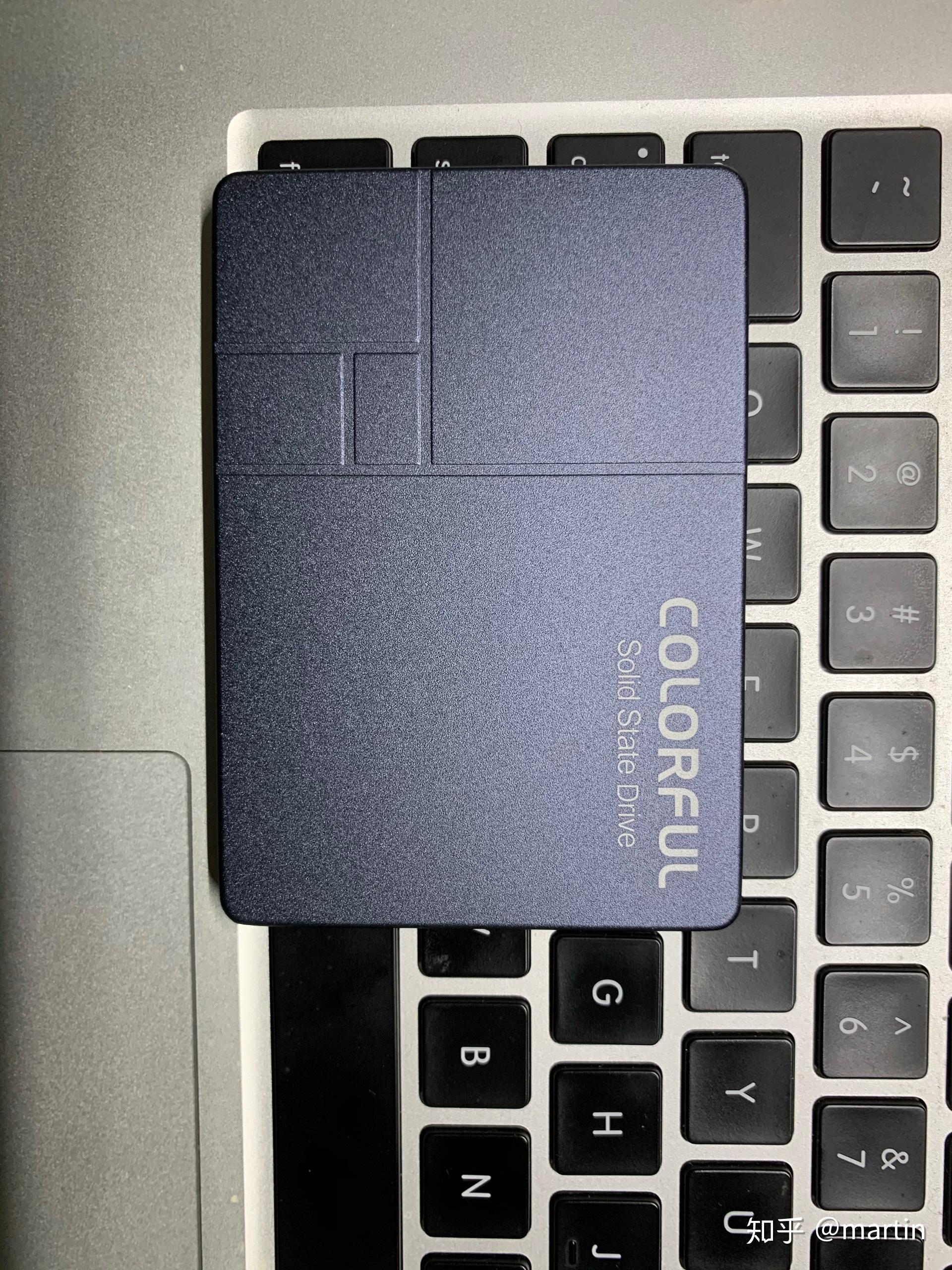 国产固态七彩虹sl300战戟评测 - 知乎