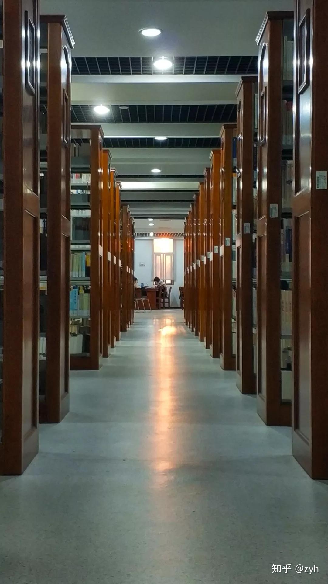 华中科技图书馆图片 书中自有清凉屋 图集