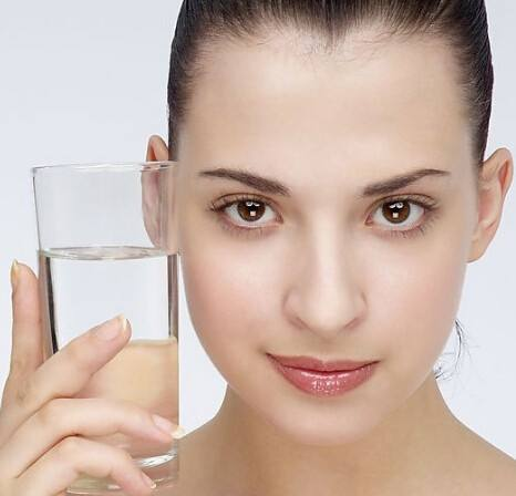 挤痘痘、挤黑头有正确方法吗?