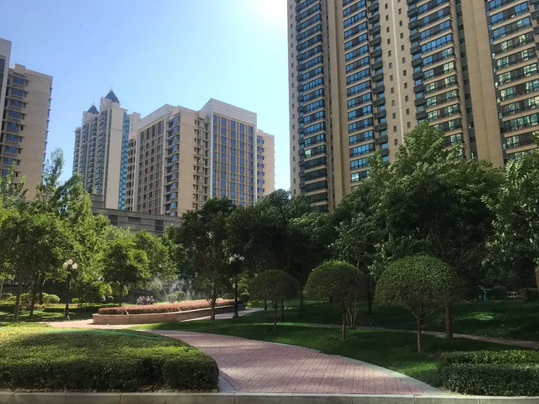 石家庄房价排名前十社区(下篇):精致园林,万平湖景,一流学区,绝版地段,管家物业 - 知乎