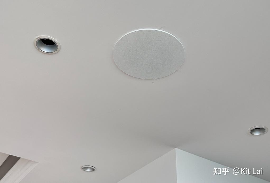 这里kit也给大家简单介绍下威力声吸顶音箱在吸顶安装方面的特点:首先