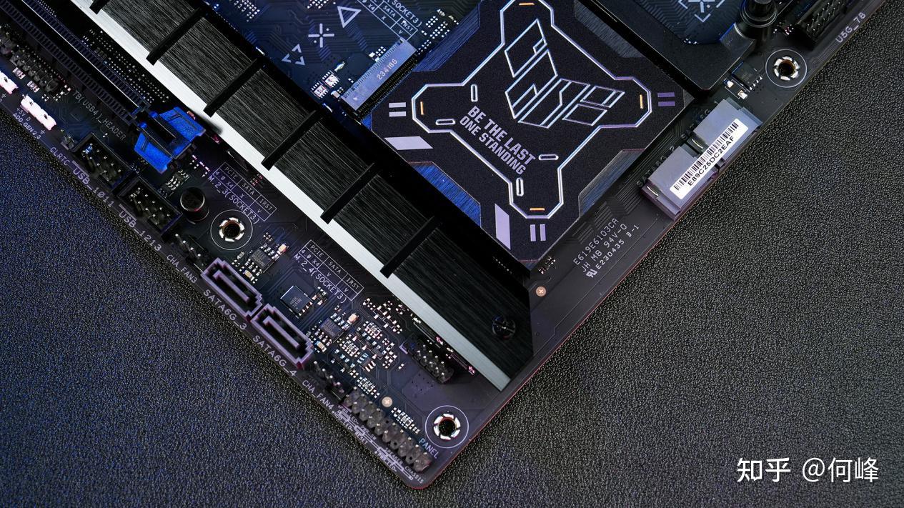 对比预算2500同价位之间的对决技嘉z790小雕xwifi7vs华硕tufz790pro