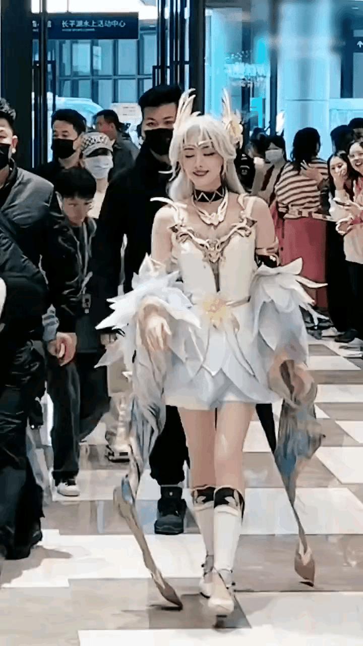 王者:又一波明星Cos热潮来了!这次不能说像了,简直是神级还原 - 知乎