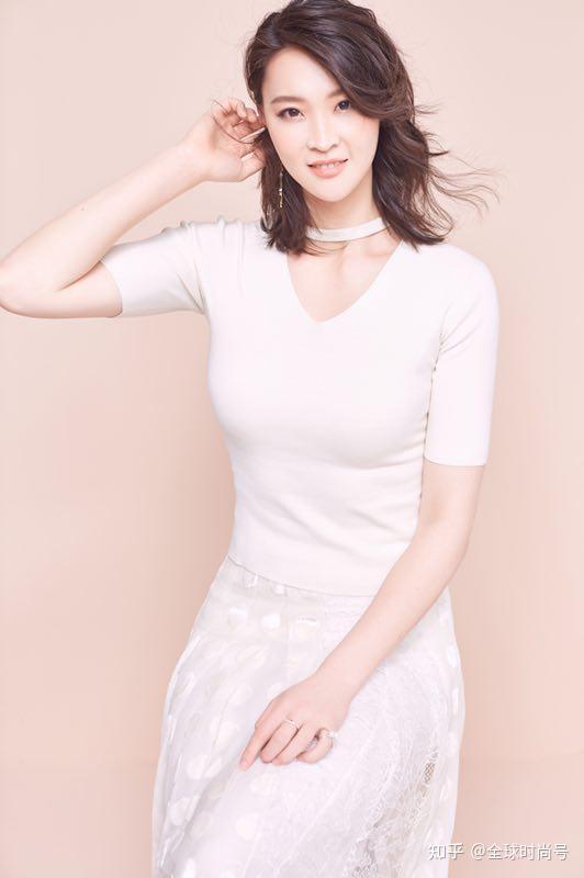 惠若琪穿黑色礼服好惊艳镂空风格秀运动身材化妆后真美