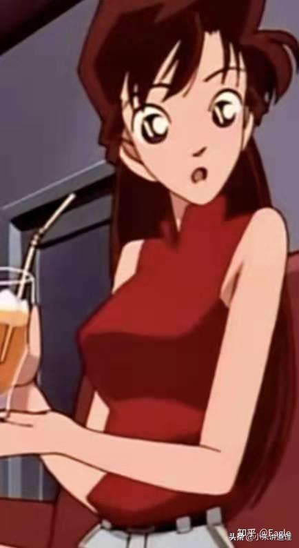 《名侦探柯南》小兰穿搭真的美,难怪新一喜欢她(有惊喜)