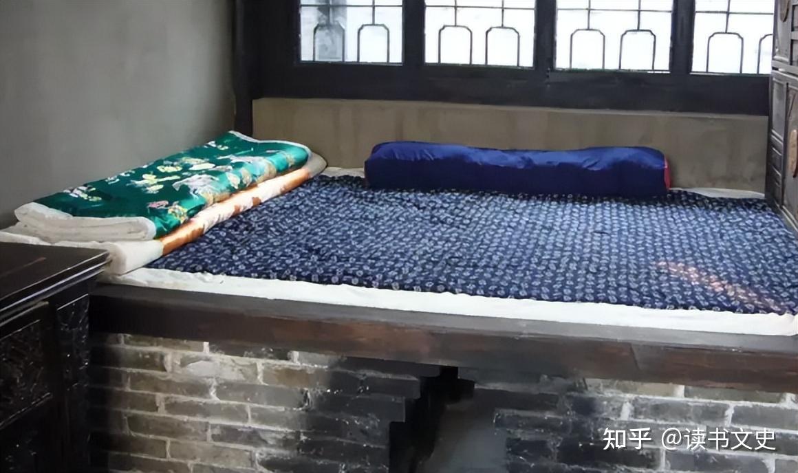 为何东北人全家睡在一个炕上?两口子不尴尬吗?东北习俗你知多少 - 知乎