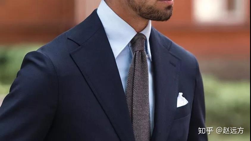 007(daniel craig)穿火的衬衫领型