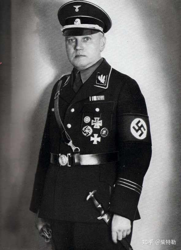 二战德国党卫军制服图片