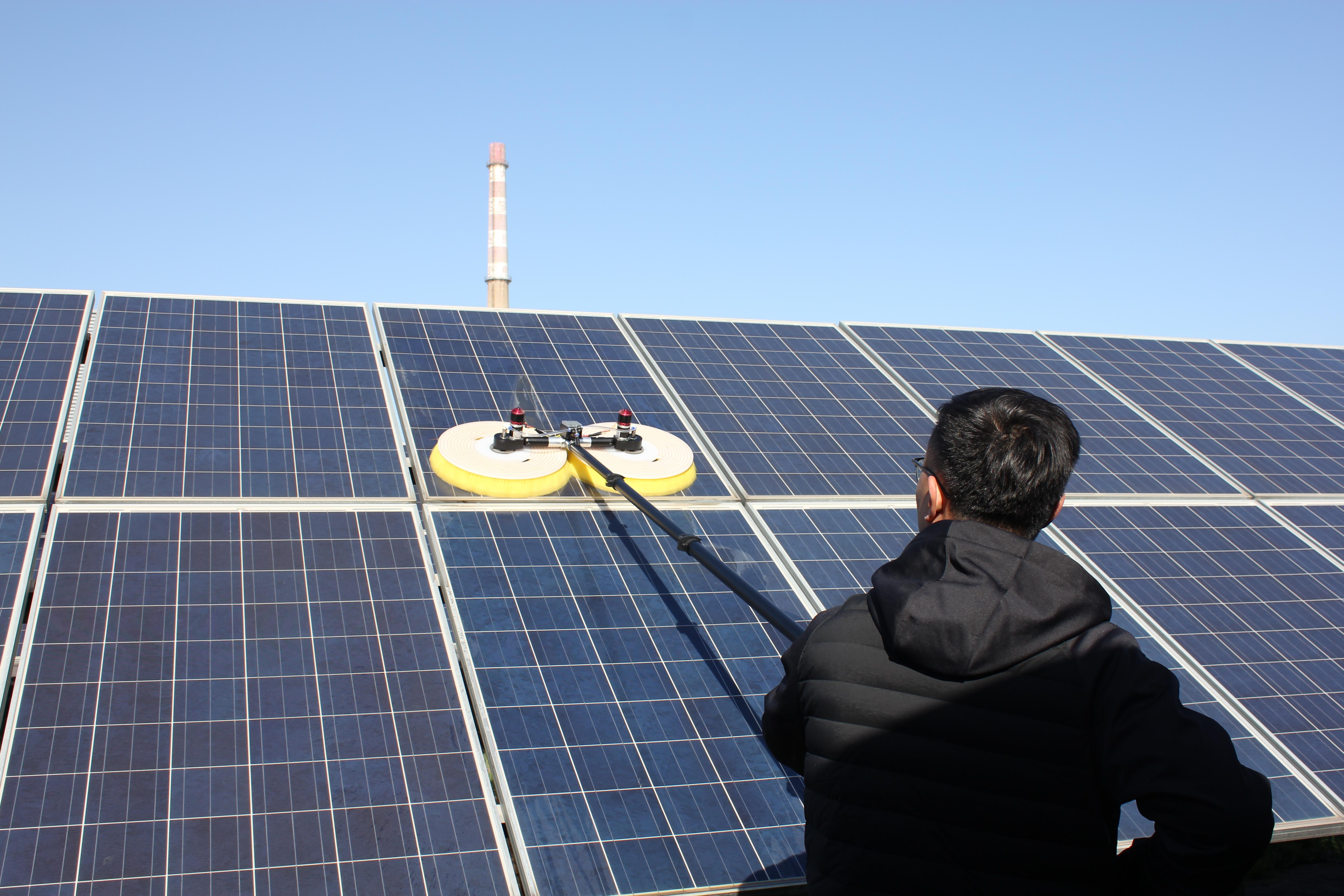 海洁光伏板清洗机器人