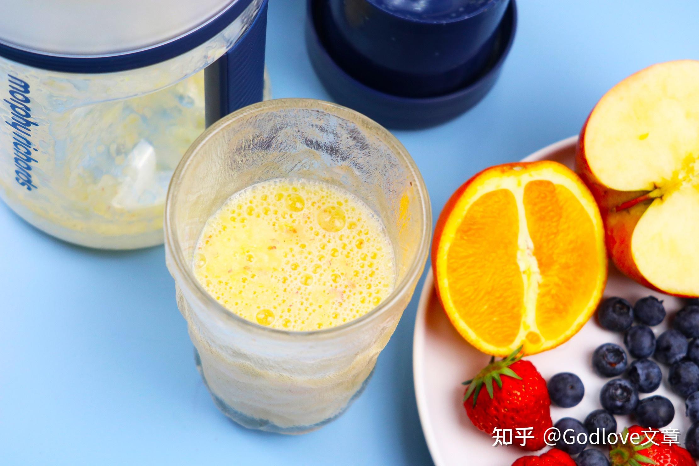 鲜榨橙汁的做法_鲜榨橙汁怎么做_鲜榨橙汁的家常做法_冰+凝【心食谱】