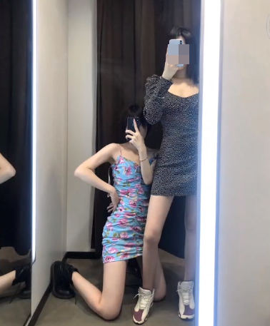 这些女网红,玩得比优衣库女主更羞耻22 这些女网红,玩得比优衣库女主更羞耻22