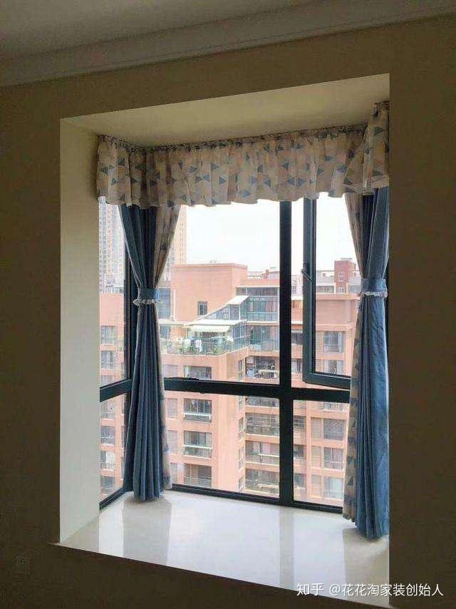 飘窗窗帘怎样安装视频 v2-534a3a2d8afbc8645f35ffb3078dae5e_r.jpg