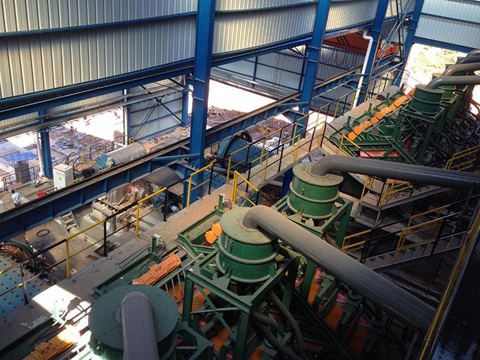 加工铁矿石设备一般多少钱