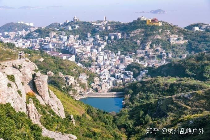 我們的第二站是整個石塘半島的至高點——九曲山,前往九曲城頭的九曲