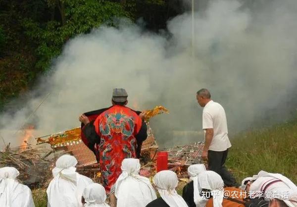 丧葬习俗:棺材为什么要钉钉子?一般钉几根?有什么讲究? - 知乎