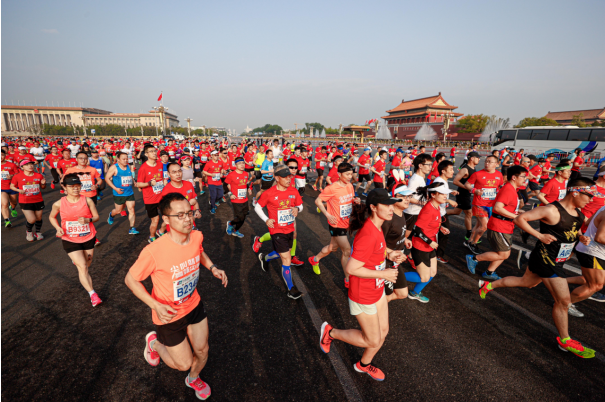 银联科技助力赛事升级，2021中国银联北京半程马拉松成功举行(图4)