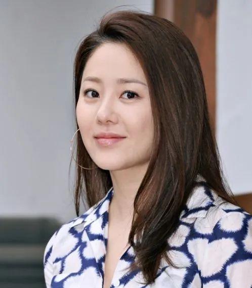 从豪门弃妇到收视女王,她将一手"烂牌"盘活! - 知乎