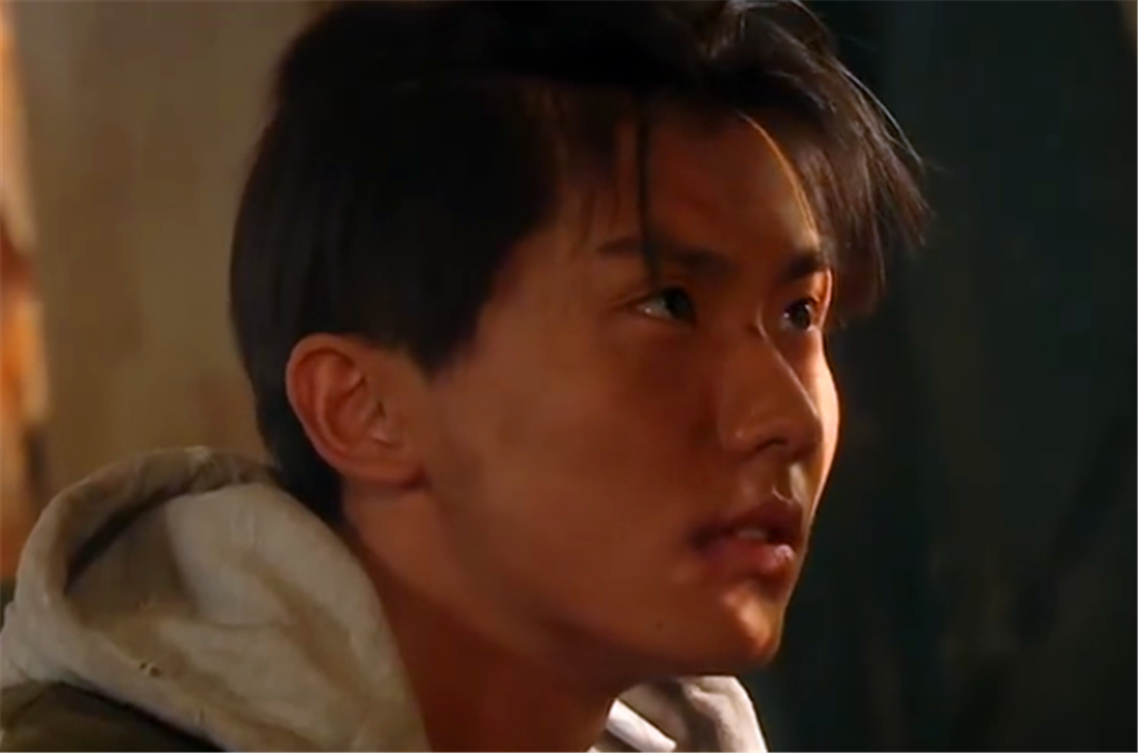 不正常谢可寅马嘉祺再现少年的你章子怡于正联手捧杀