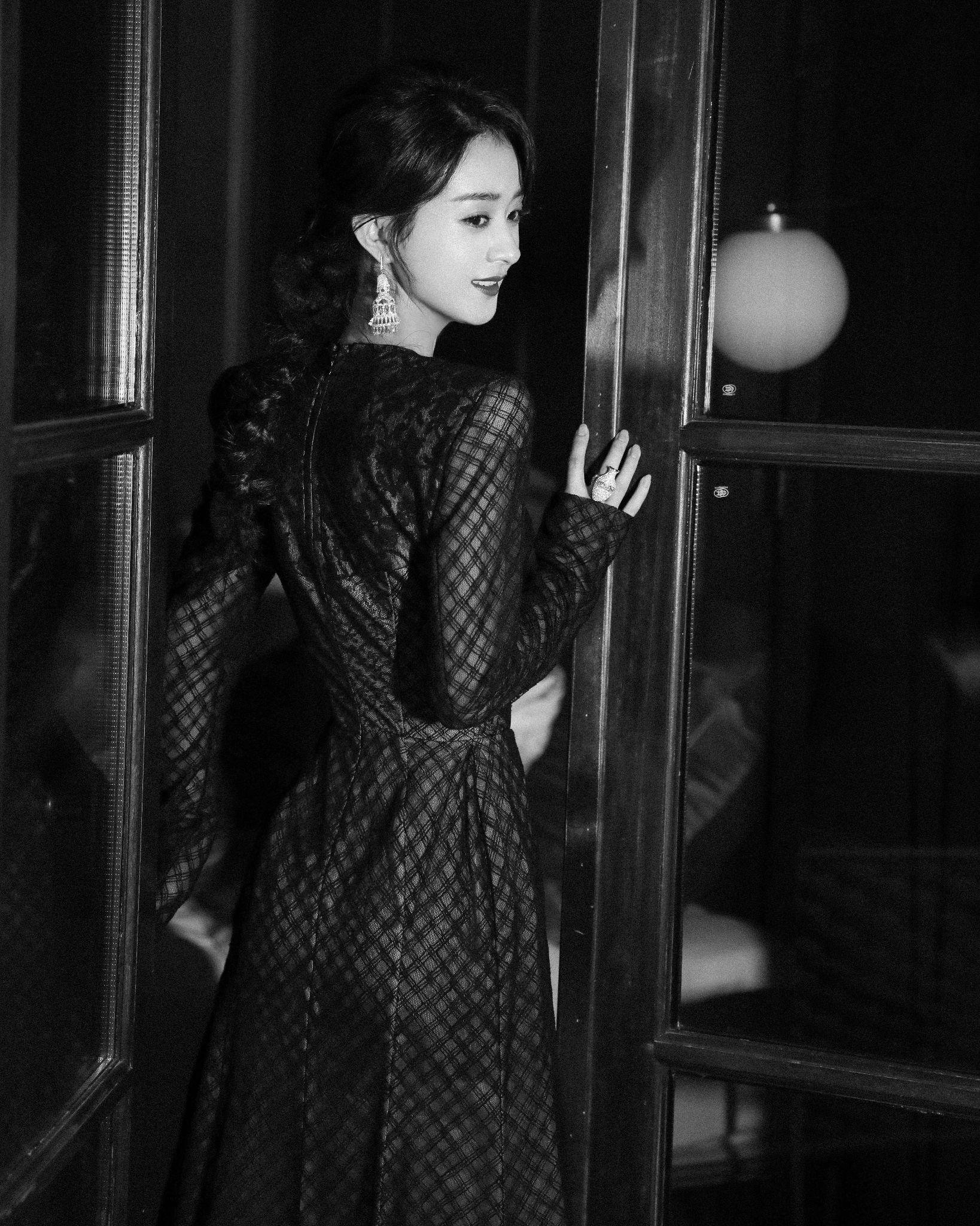 赵丽颖20210228微博之夜年度实力演员