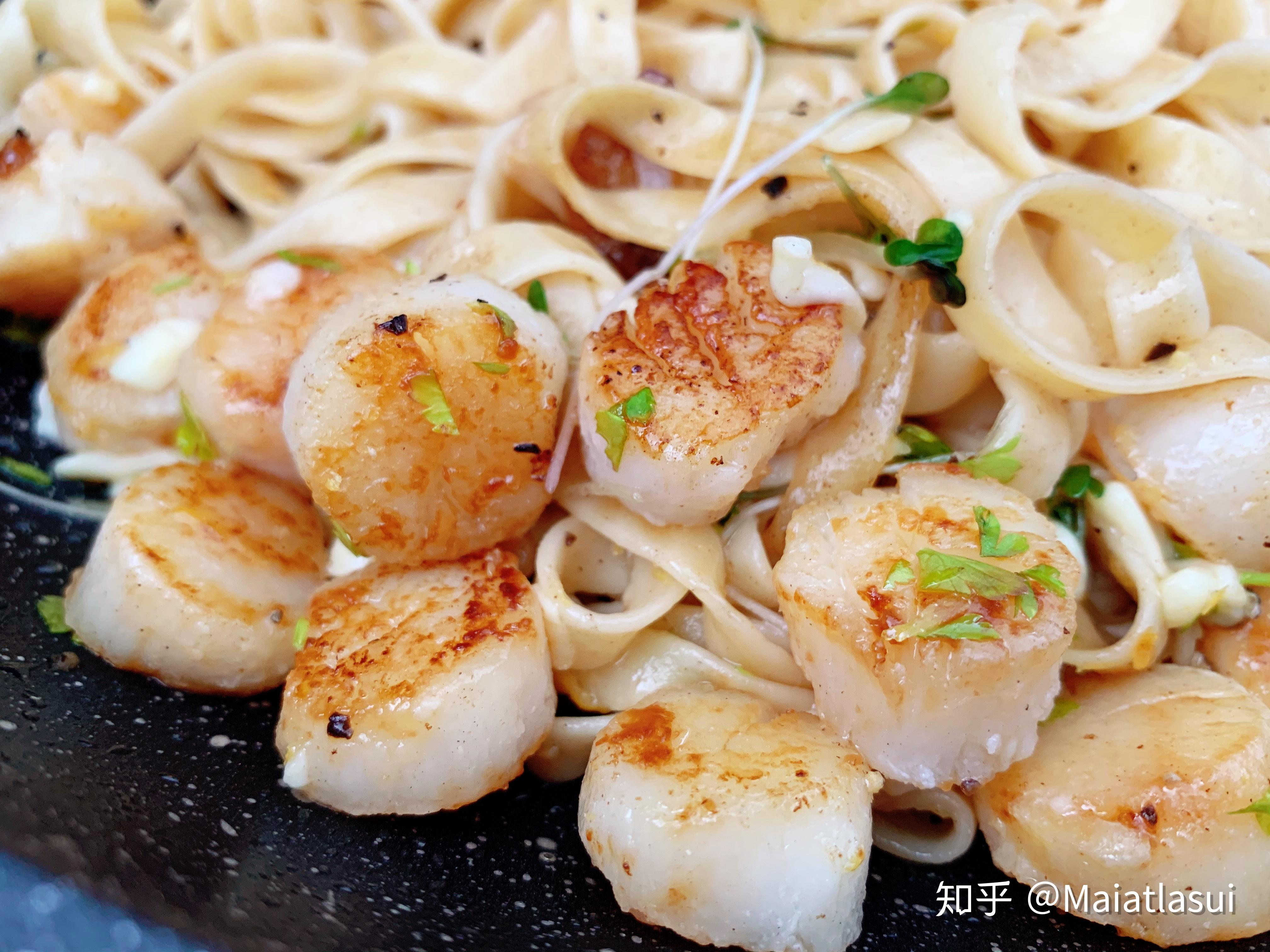 伦敦轻食谱柠檬蒜香扇贝意粉