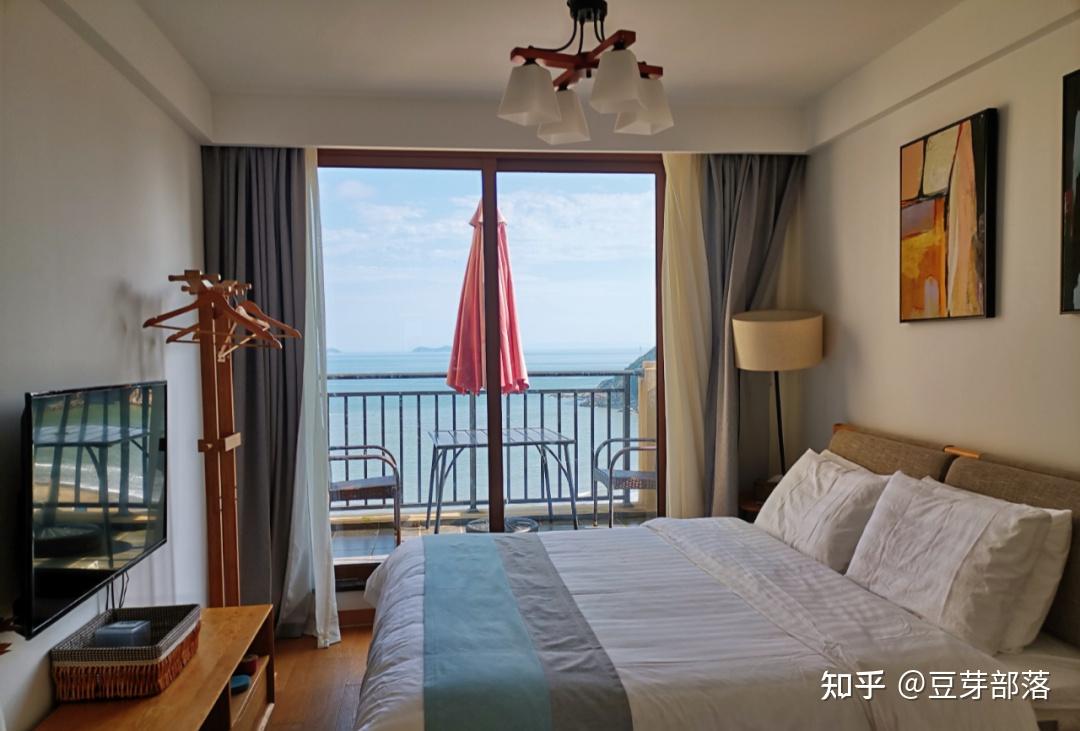 住进这家直面海景的民宿，你能听到海风对你说“早安！” - 知乎