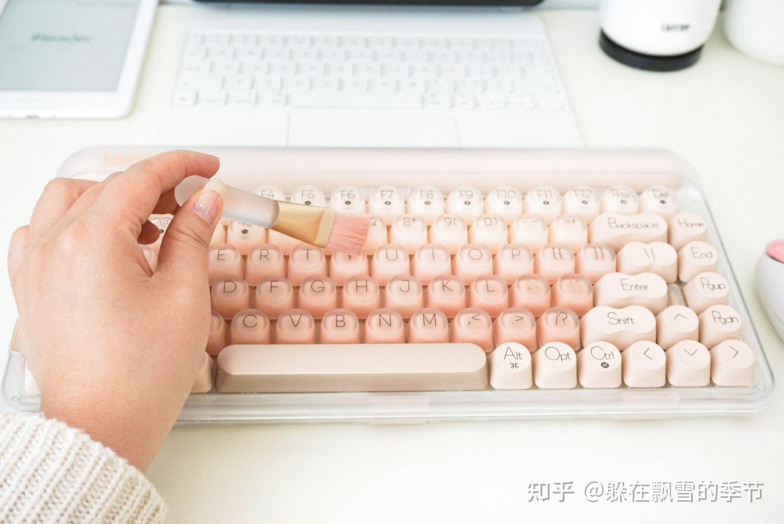 哪个女生能拒接的了这样的礼物?Lofree洛斐粉底液机械键盘 - 知乎